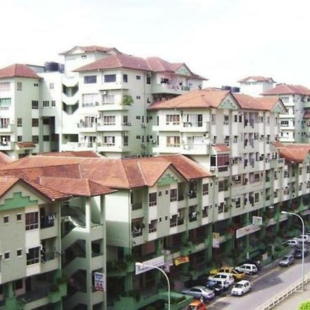 Api Api Centre Apartment Homestay Kota Kinabalu Kültér fotó