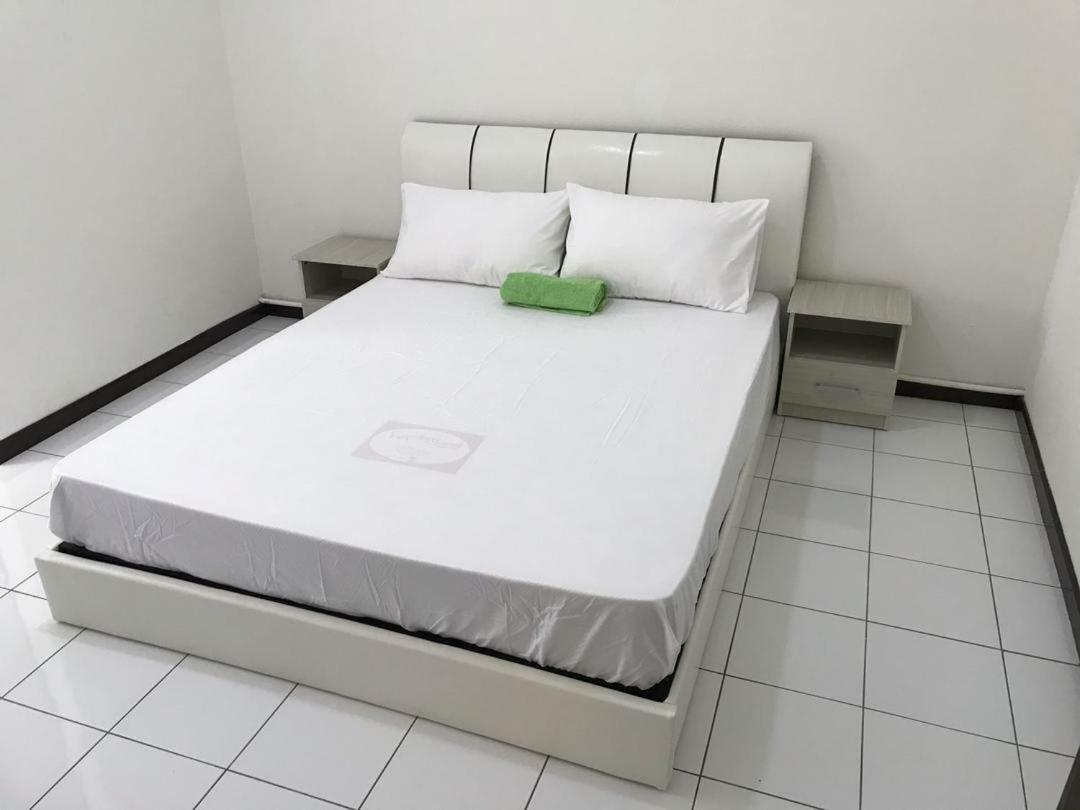 Api Api Centre Apartment Homestay Kota Kinabalu Kültér fotó